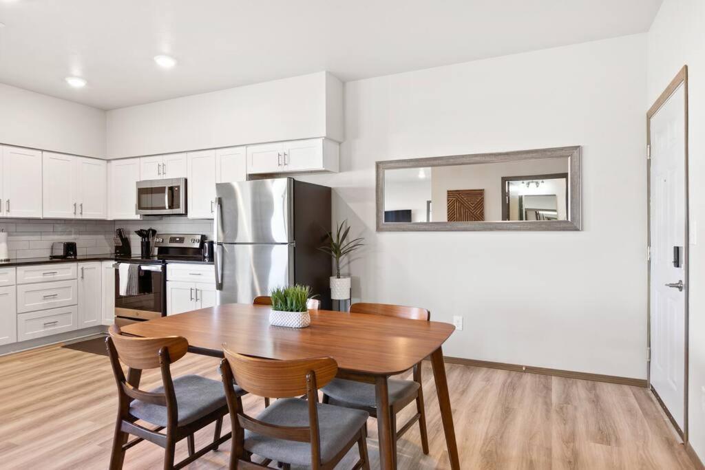 Brand New 2 Bd 2 Bth Near Dt And Perry District Lägenhet Spokane Exteriör bild